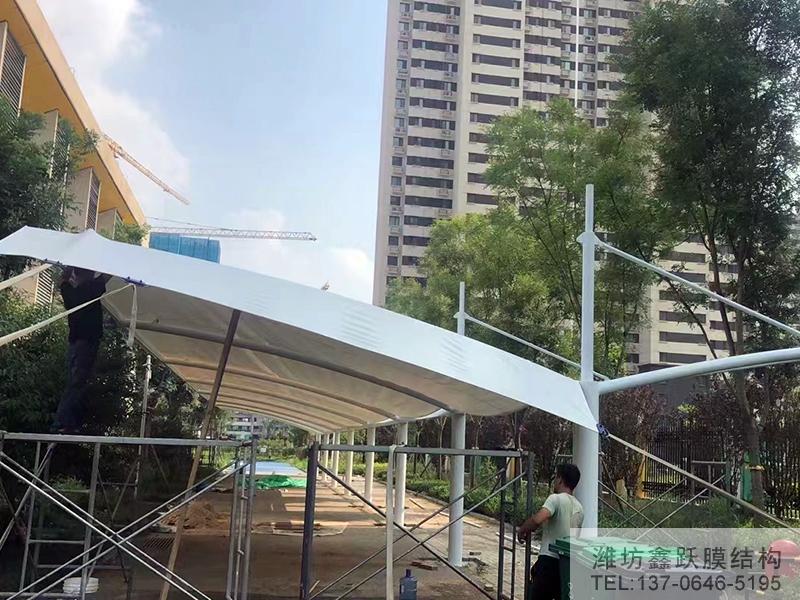  膜结构车棚